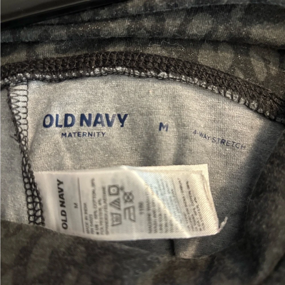 Old Navy Black Leopard Print‎ Leggings